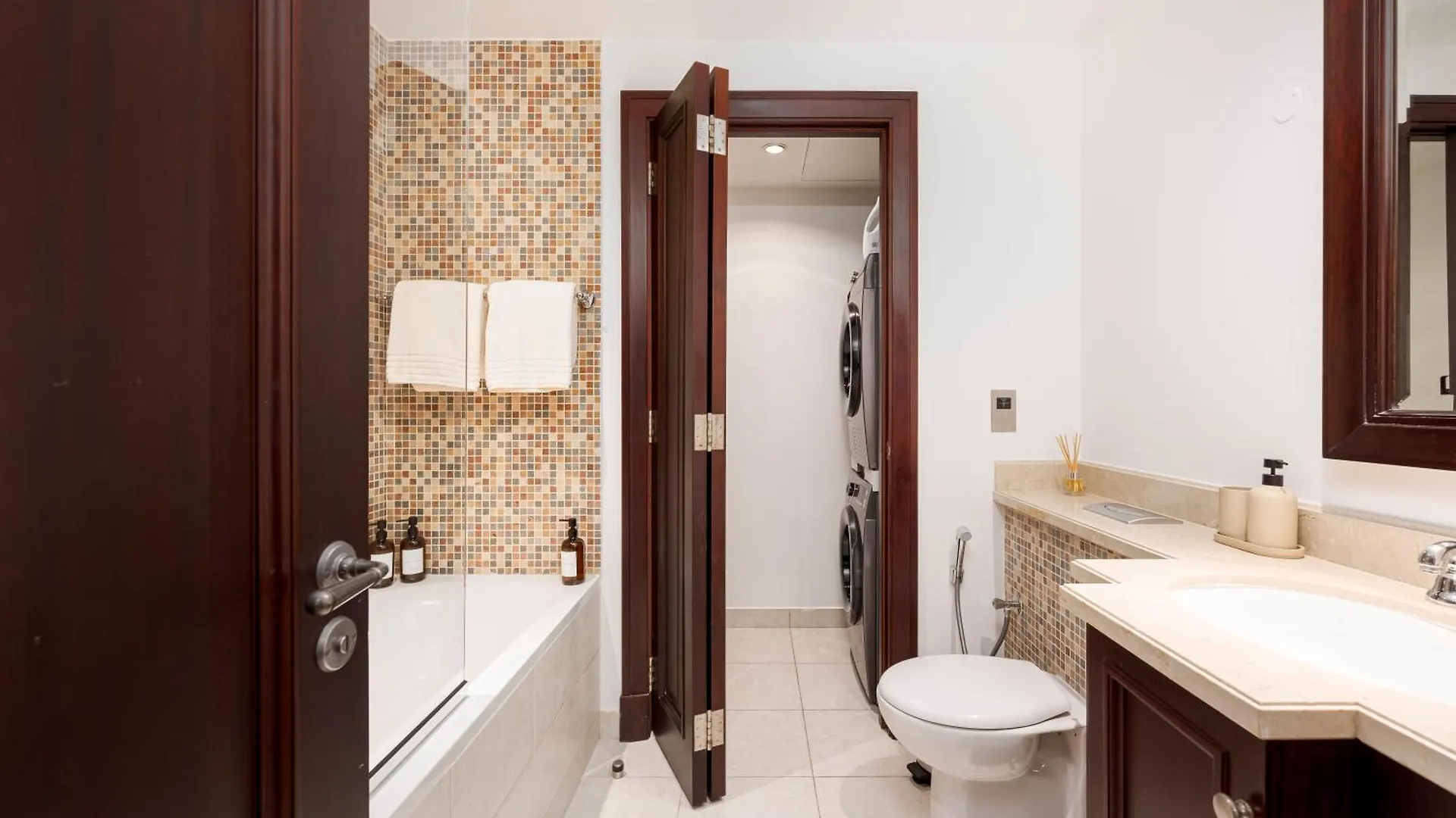 New Old Town Burj Khalifa View Apartment With 1 Bedroom And Extra Powder Room Dubai United Arab Emirates