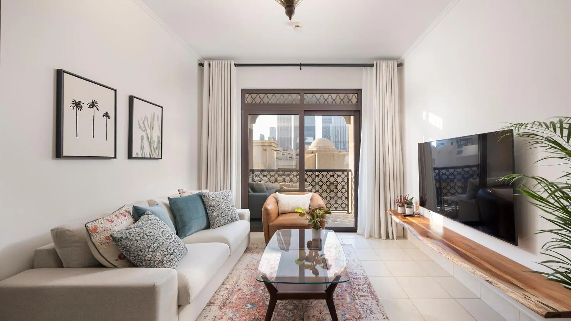 New Old Town Burj Khalifa View Apartment With 1 Bedroom And Extra Powder Room Dubai